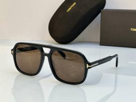 Picture of Tom Ford Sunglasses _SKUfw52367878fw